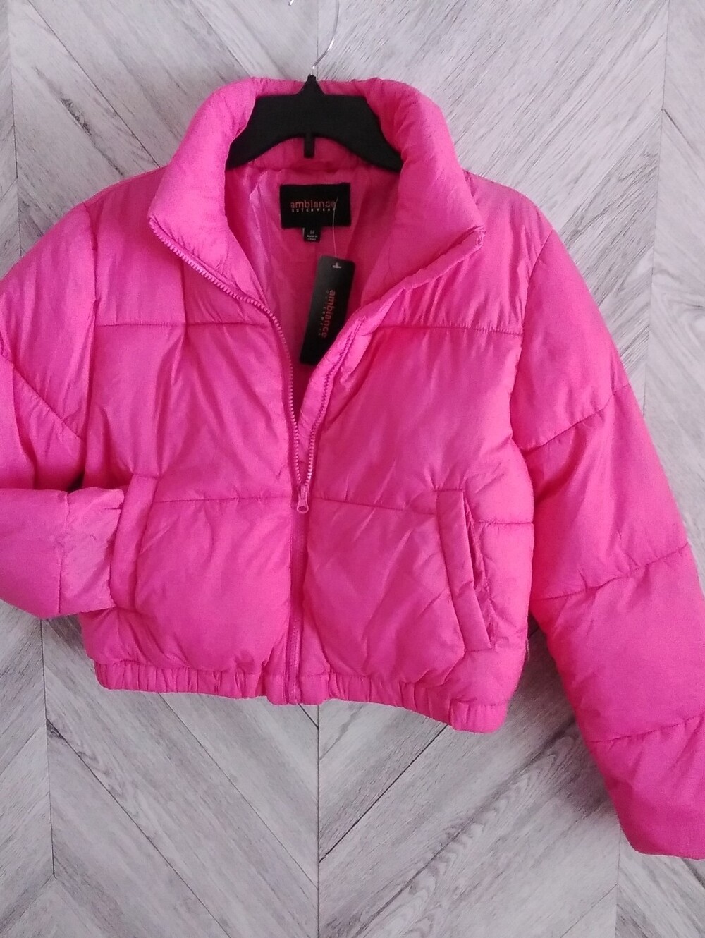 Ambiance Outerwear Cropped Puffer Jacket Size: Women's Medium (Pink)